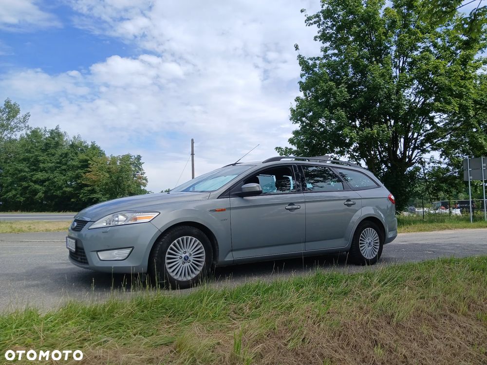 Ford Mondeo 2.5 Titanium - 4
