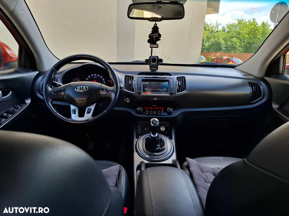 Kia Sportage 2,0 CRDI AWD Vision - 13