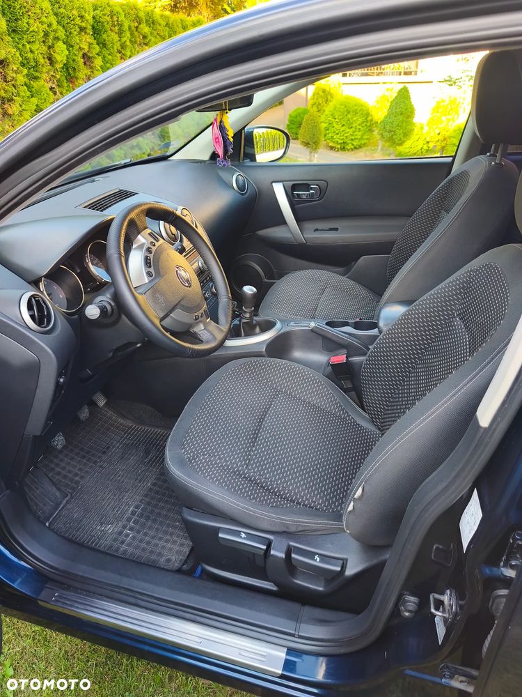 Nissan Qashqai 2.0 dCi DPF tekna - 15