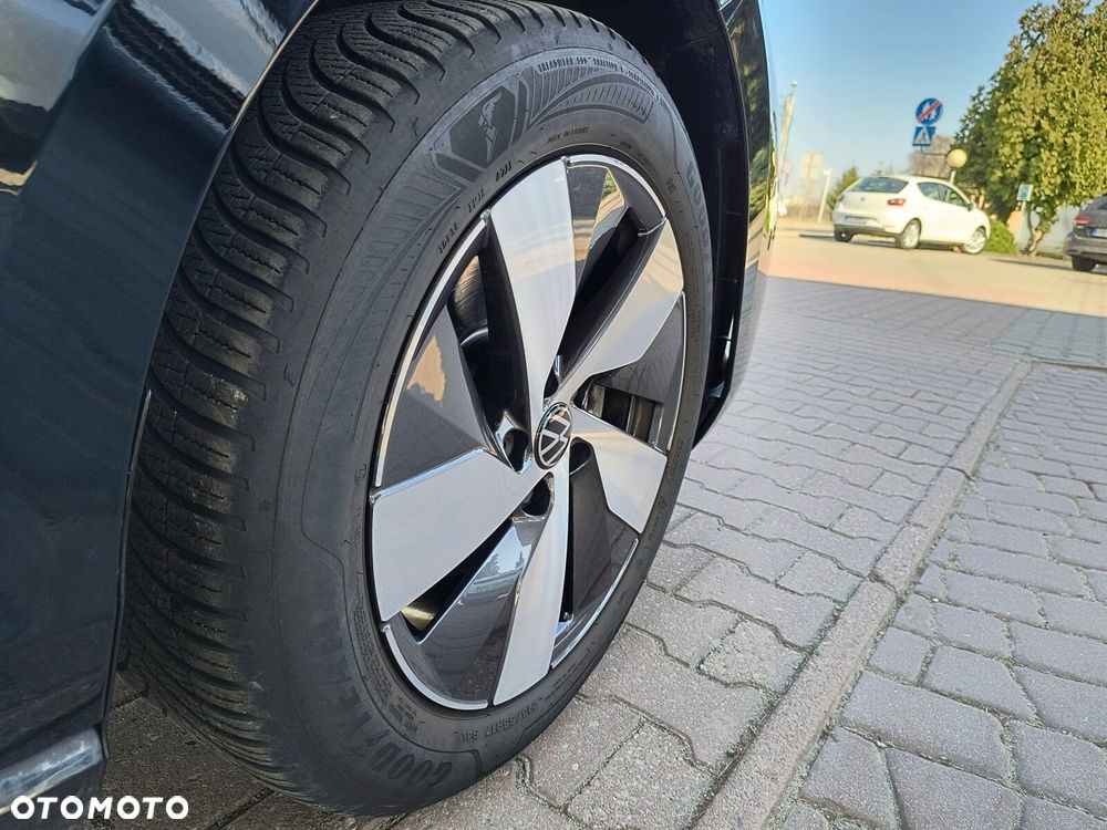 Volkswagen Passat - 10