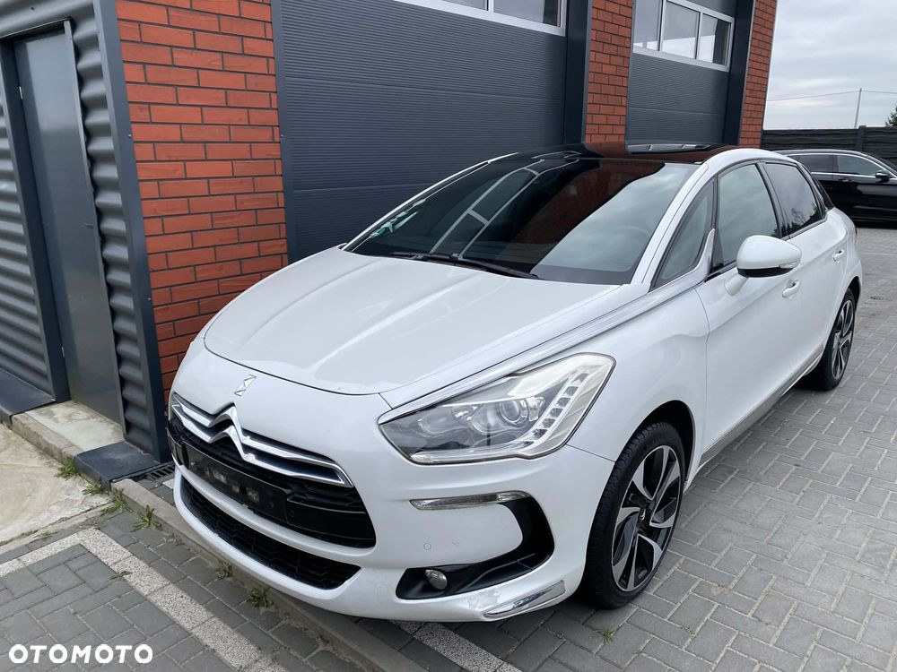 Citroën DS5 HDi 165 SportChic - 2