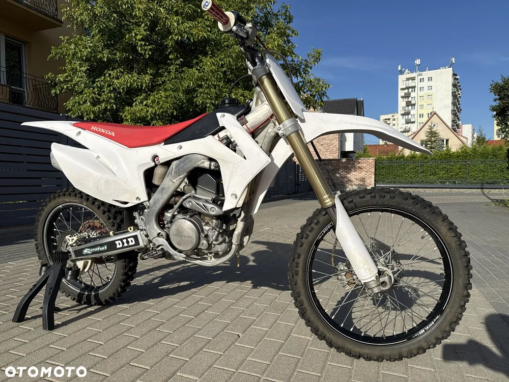 Honda CRF - 1