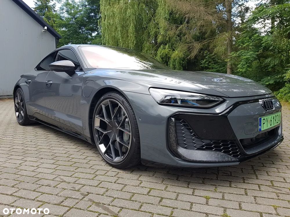 Audi e-tron GT - 1