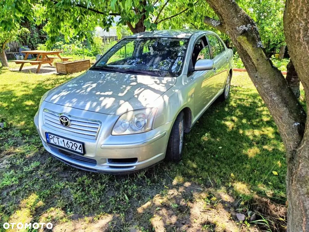 Toyota Avensis 2.0 D-4D Sol - 15