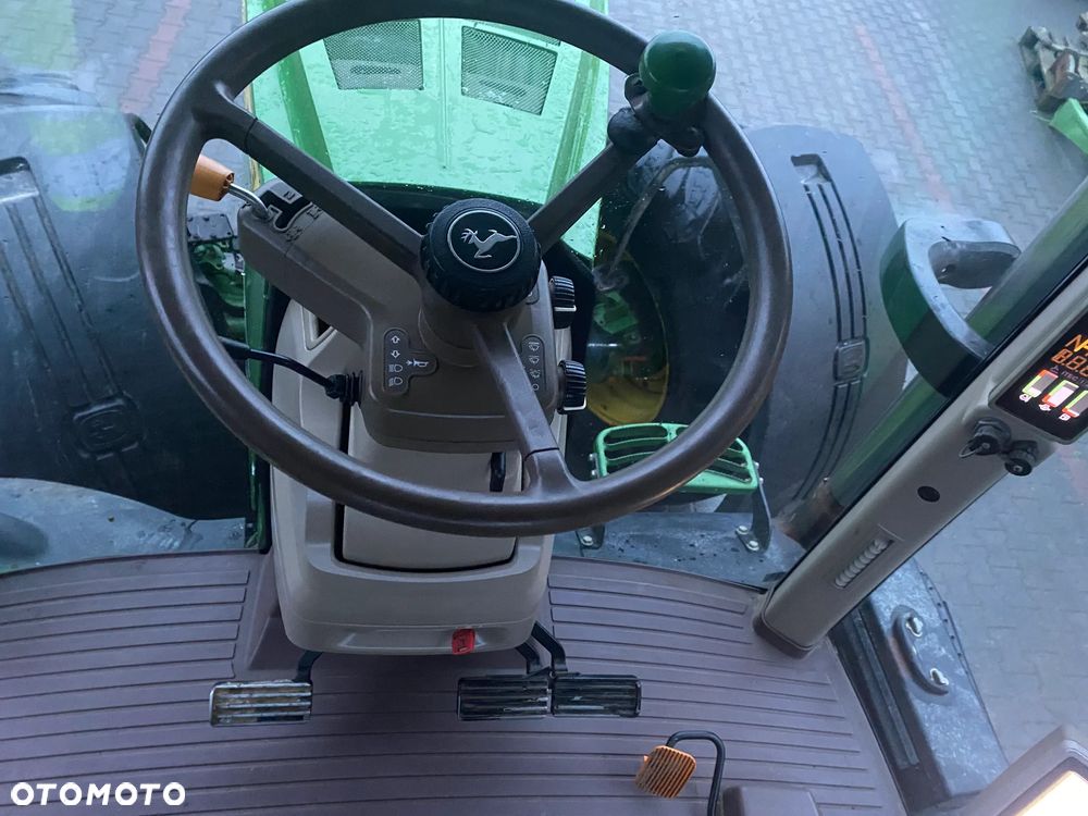 John Deere 7200 R  7230  CASE PUMA 6215 R - 26