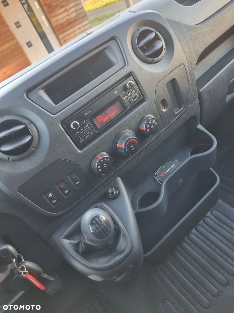 Renault Master Brygadòwka 7 osobowa - 16