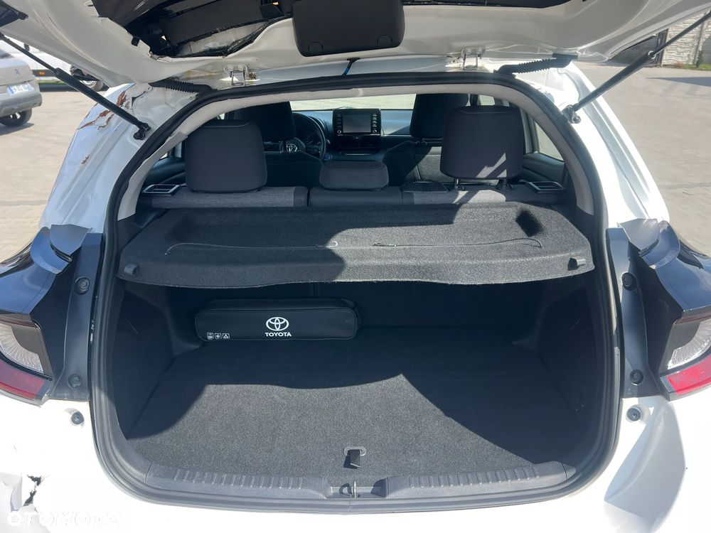 Toyota Yaris - 22
