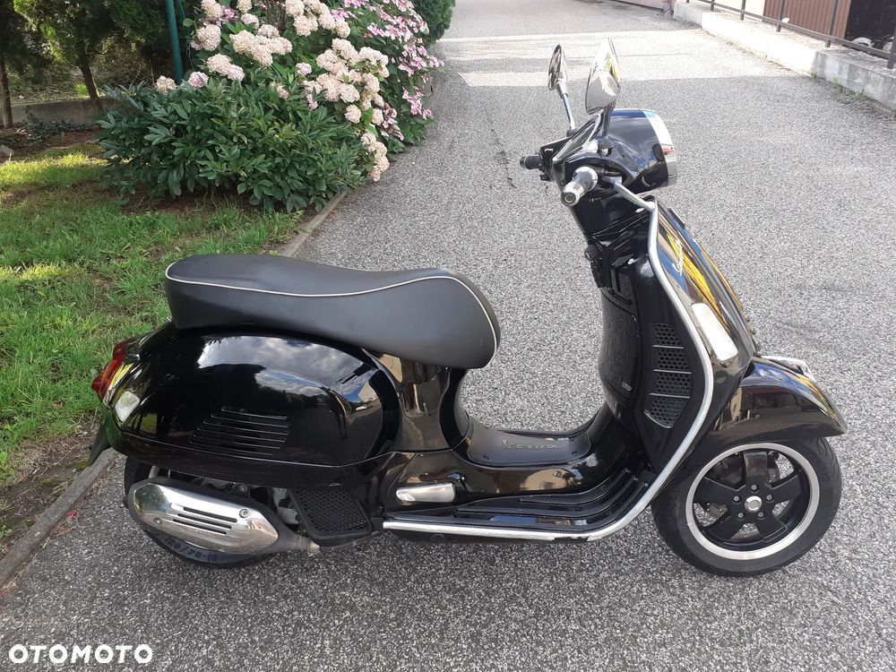 Piaggio Vespa - 1