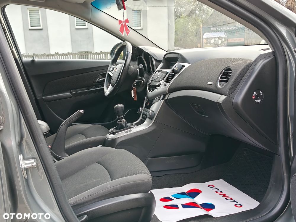 Chevrolet Cruze 1.6 LT - 7