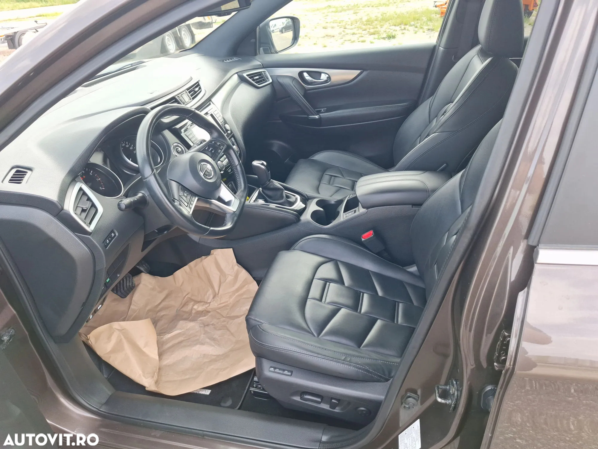 Nissan Qashqai 1.3 DIG-T DCT TEKNA+ - 10