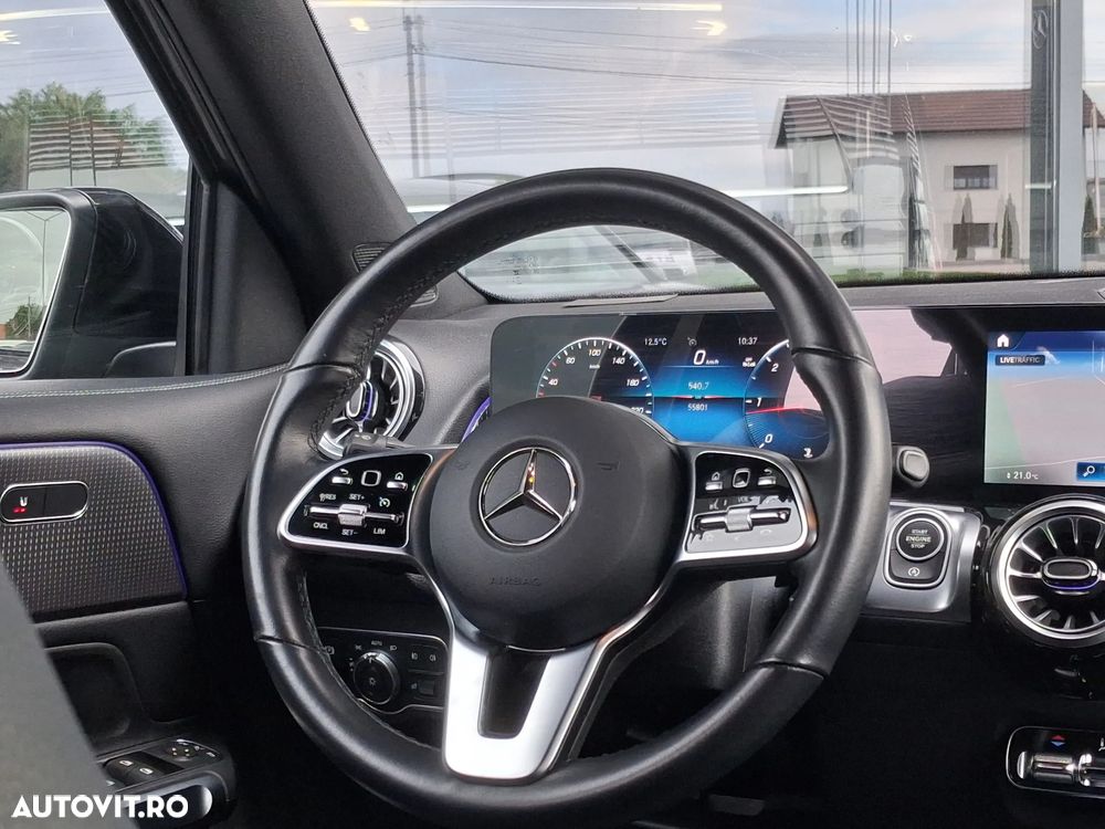Mercedes-Benz GLB - 9