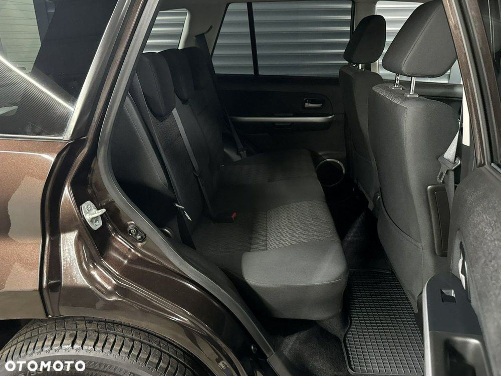 Suzuki Grand Vitara - 17