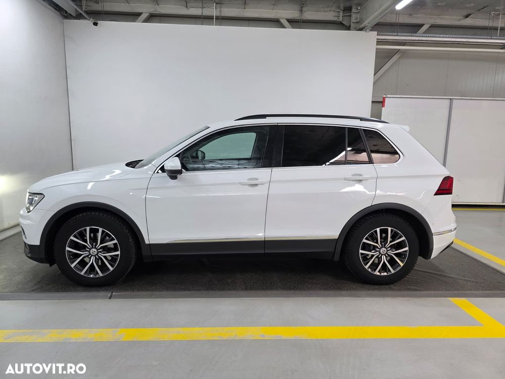 Volkswagen Tiguan - 4
