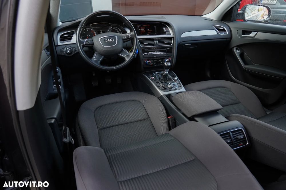 Audi A4 Avant 2.0 TDI e DPF S line Sportpaket - 6