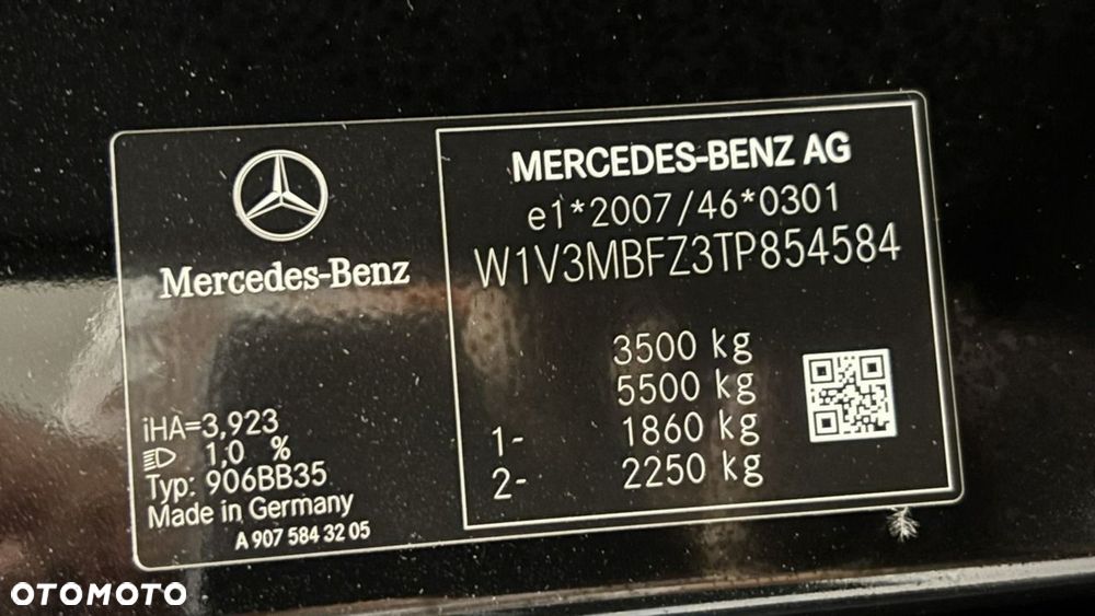 Mercedes-Benz Sprinter - 16