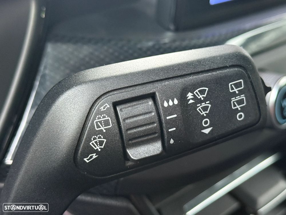 Ford Focus 1.5 TDCi EcoBlue ST-Line - 29
