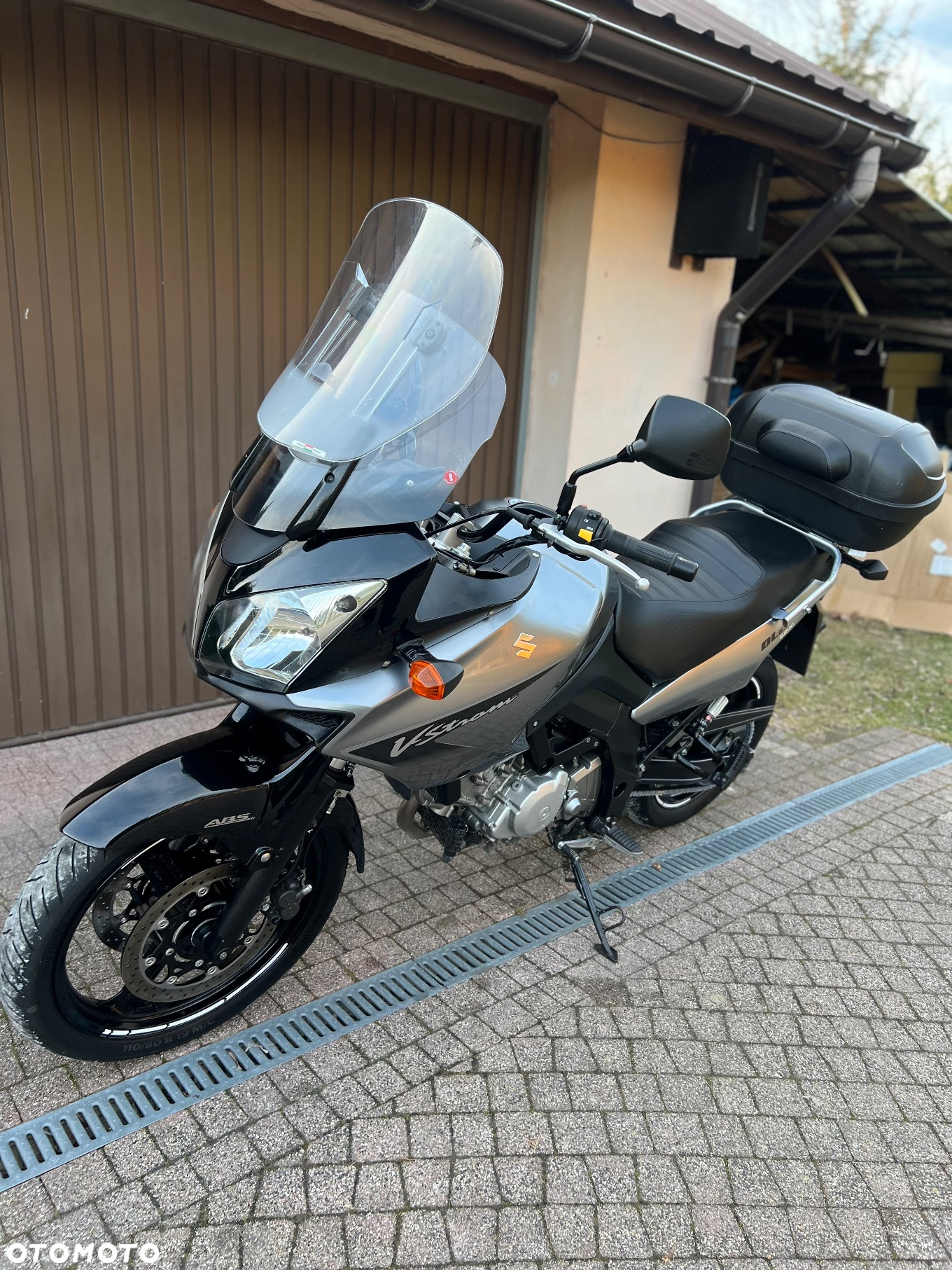 Suzuki DL - 15