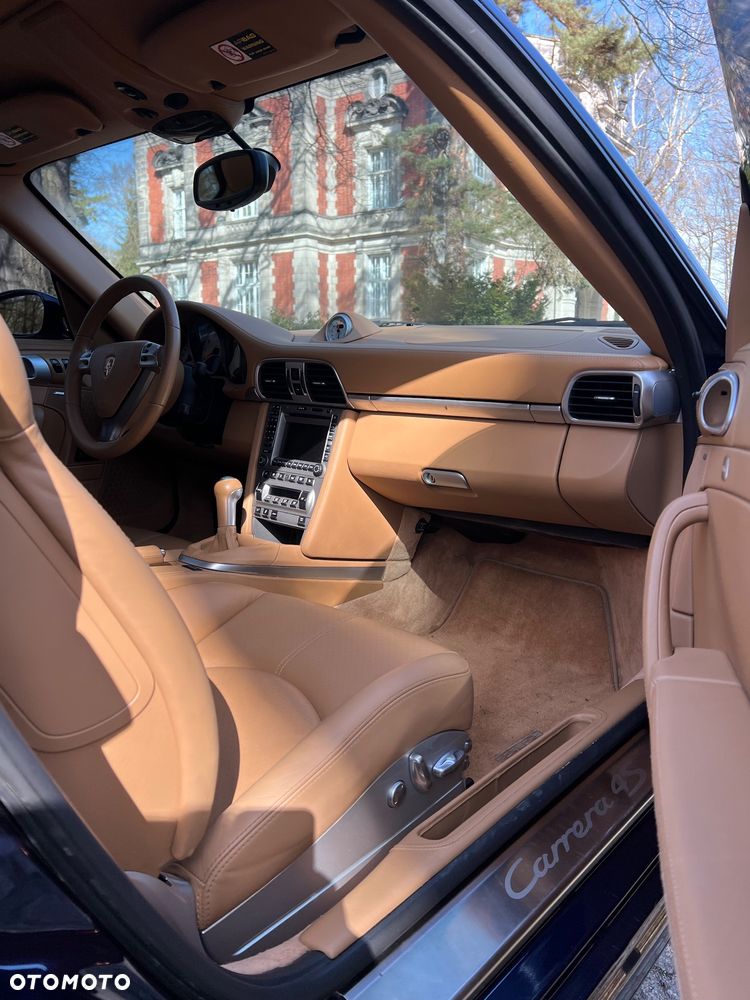 Porsche 911 Carrera 4 S - 19