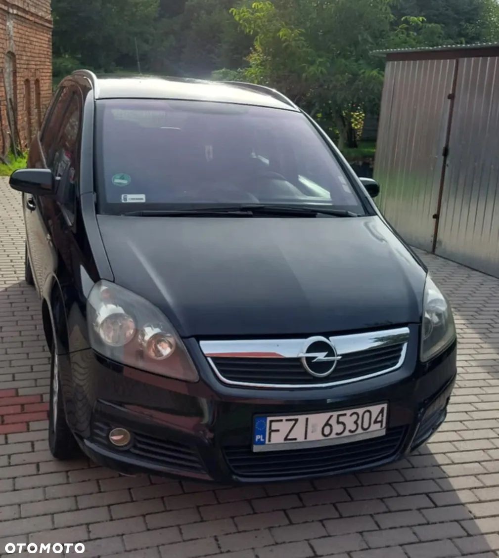 Opel Zafira 1.9 CDTI Cosmo - 1