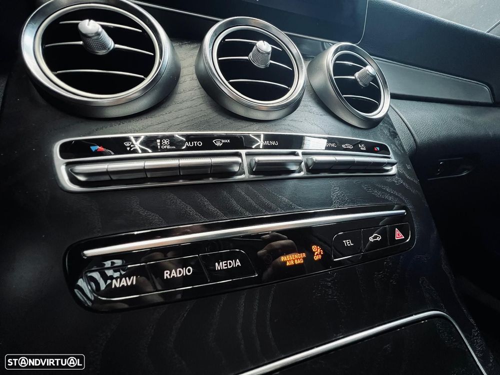 Mercedes-Benz C 220 d AMG Line - 33