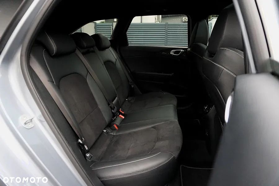 Kia Ceed 1.5 T-GDI DCT7 OPF GT Line - 27