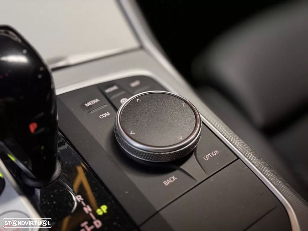 BMW 320 e Line Sport Auto - 22