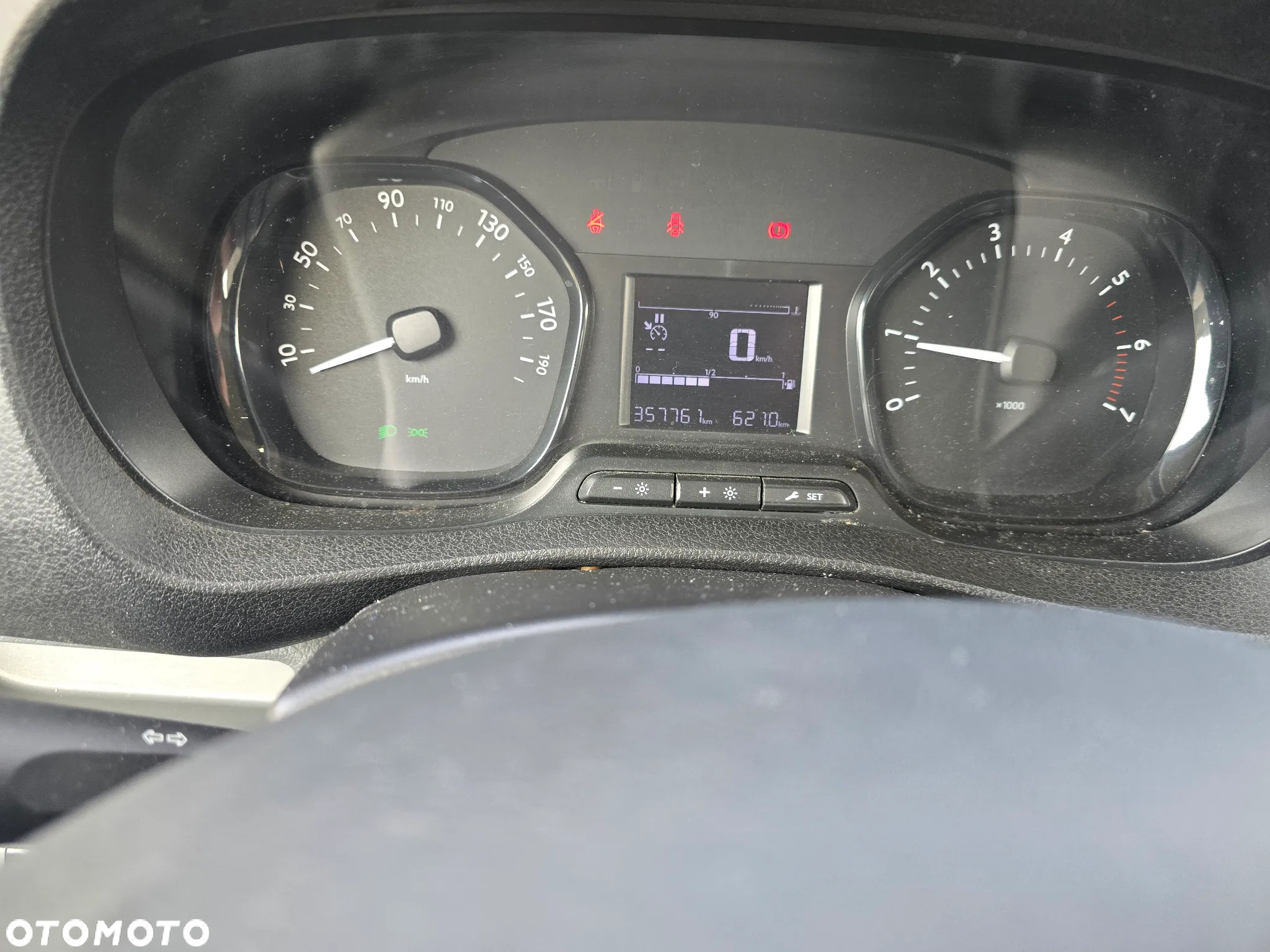 Peugeot Expert L2 2.0 BlueHDi 150 - 11