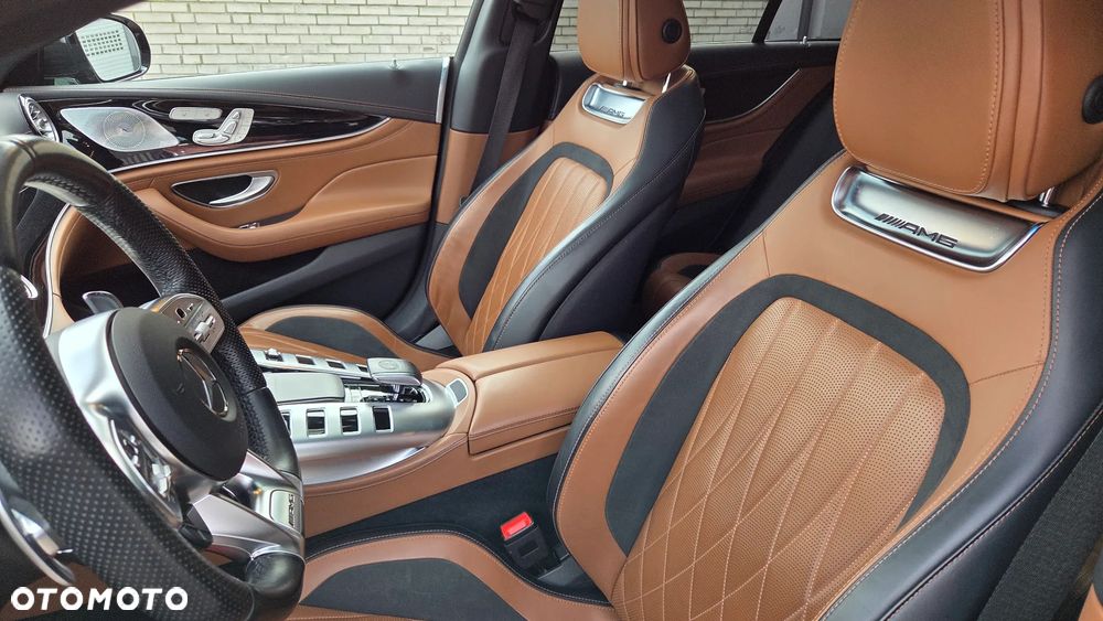 Mercedes-Benz AMG GT 43 - 10