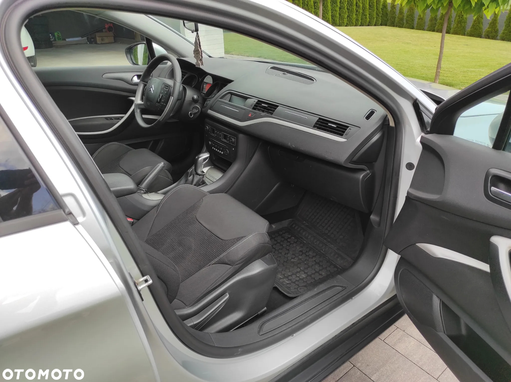 Citroën C5 Tourer HDi 165 FAP Confort - 8