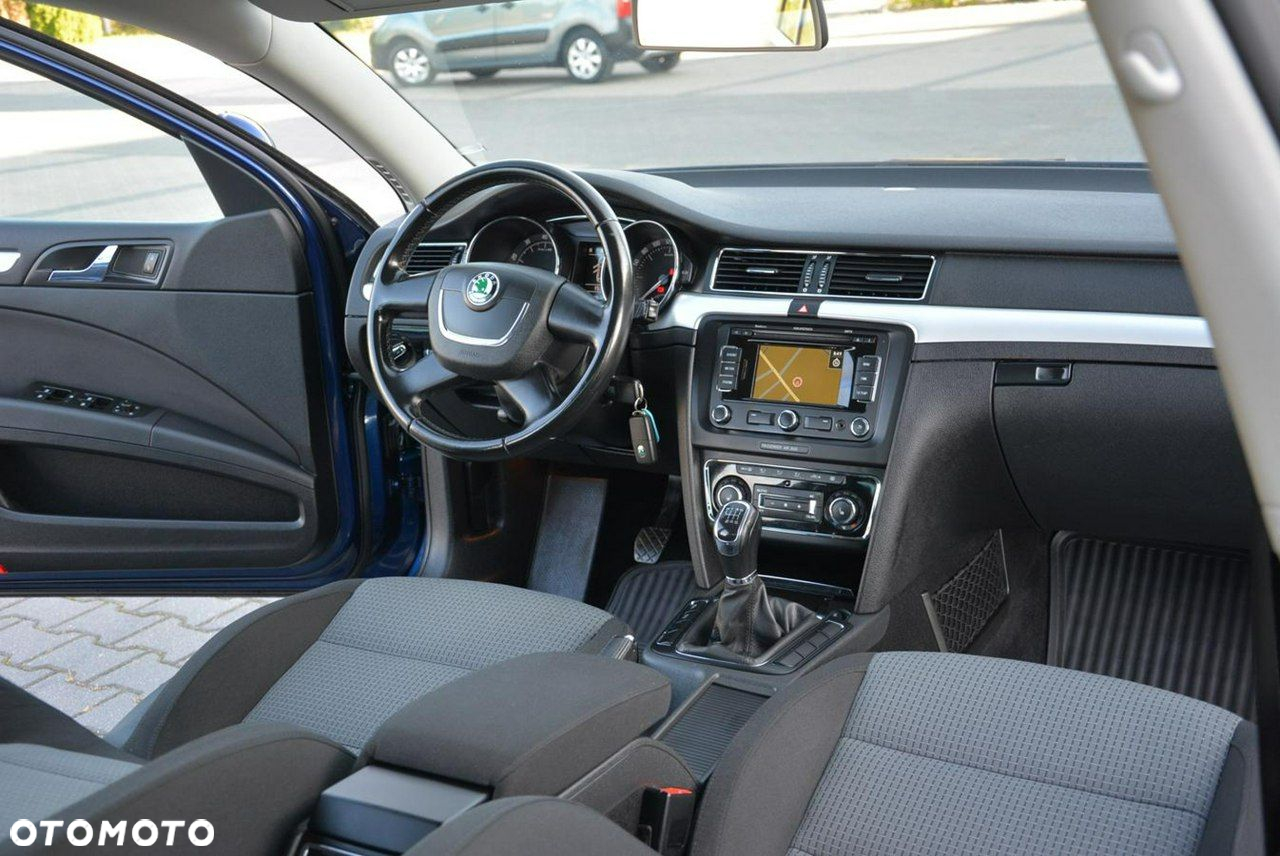 Skoda Superb - 17