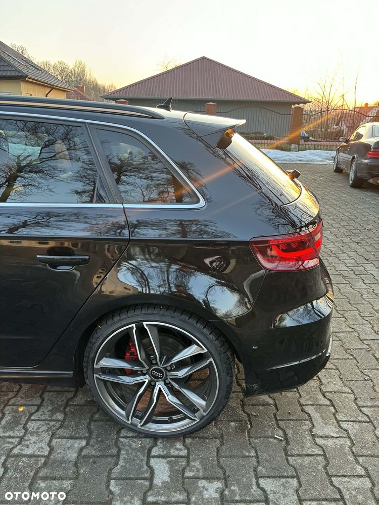 Audi A3 Sportback 2.0 TDI (clean diesel) quattro S tronic S line Sportpaket - 15