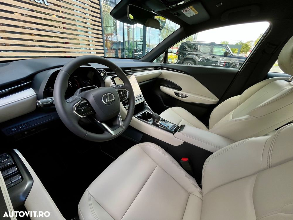 Lexus LBX 1.5 HEV 4x2 CVT Elegant - 11