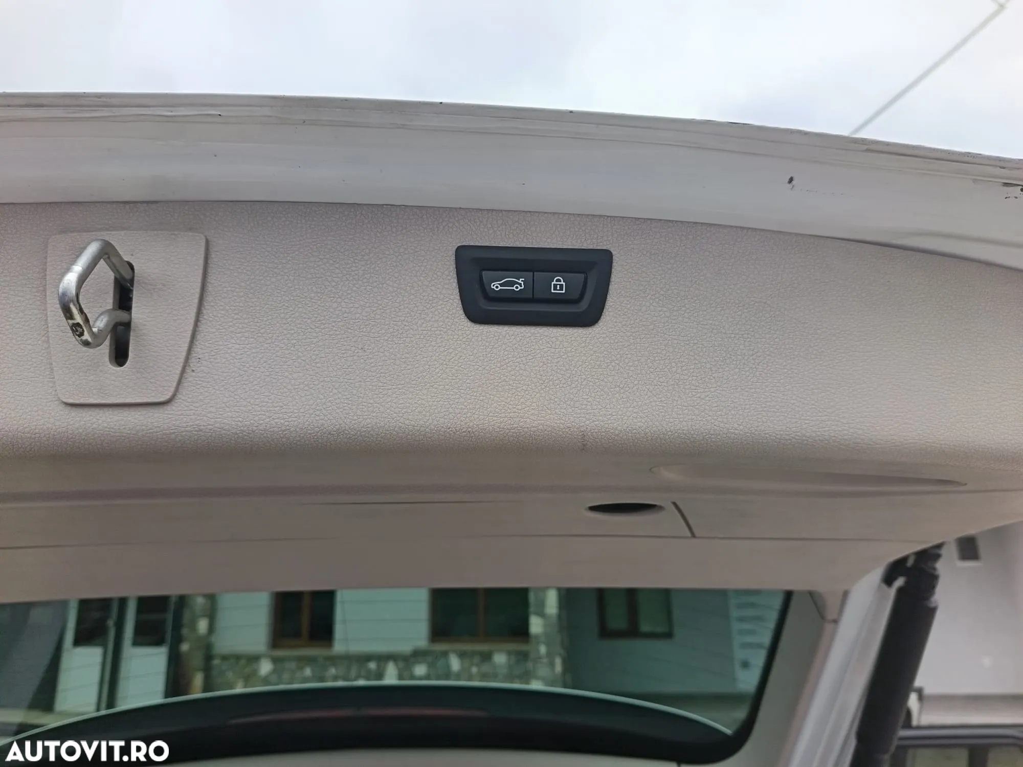 BMW Seria 3 320d Touring xDrive Sport-Aut. - 23