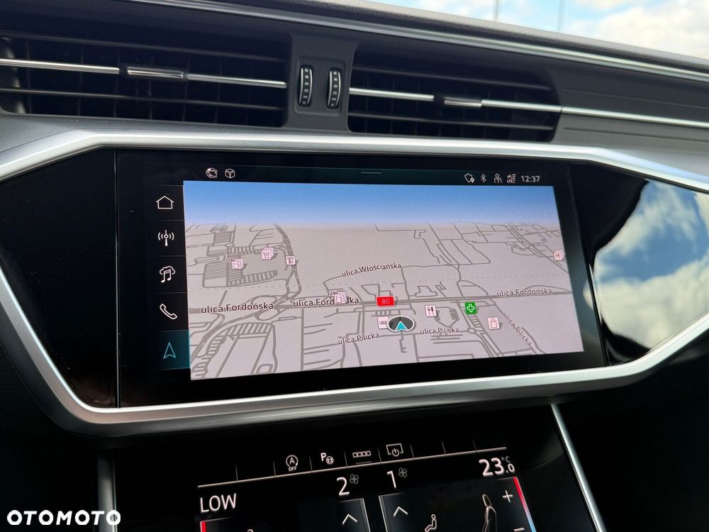 Audi A6 Avant - 32