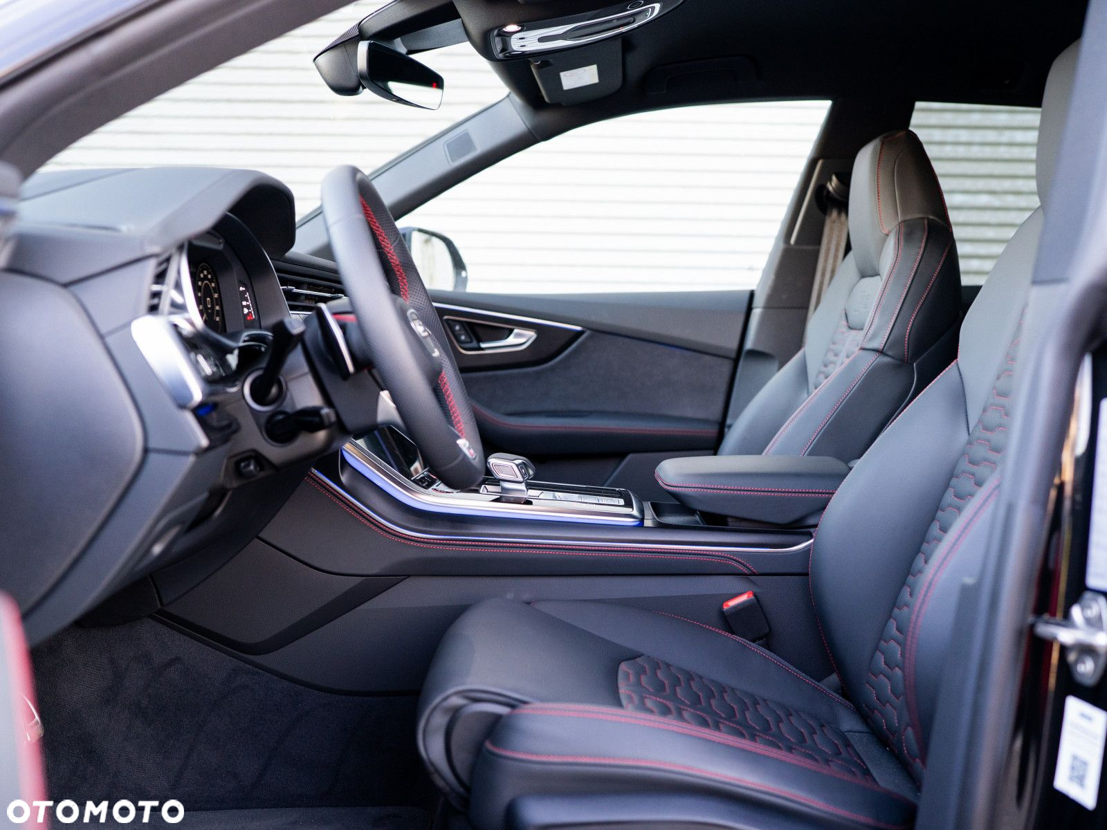 Audi RS Q8 - 12