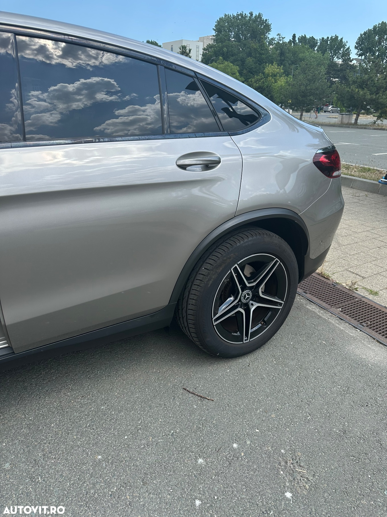 Mercedes-Benz GLC 200 4MATIC - 12