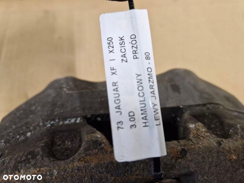 jaguar xf i x250 3.0 d zacisk hamulcowy lewy przód jarzmo - 4
