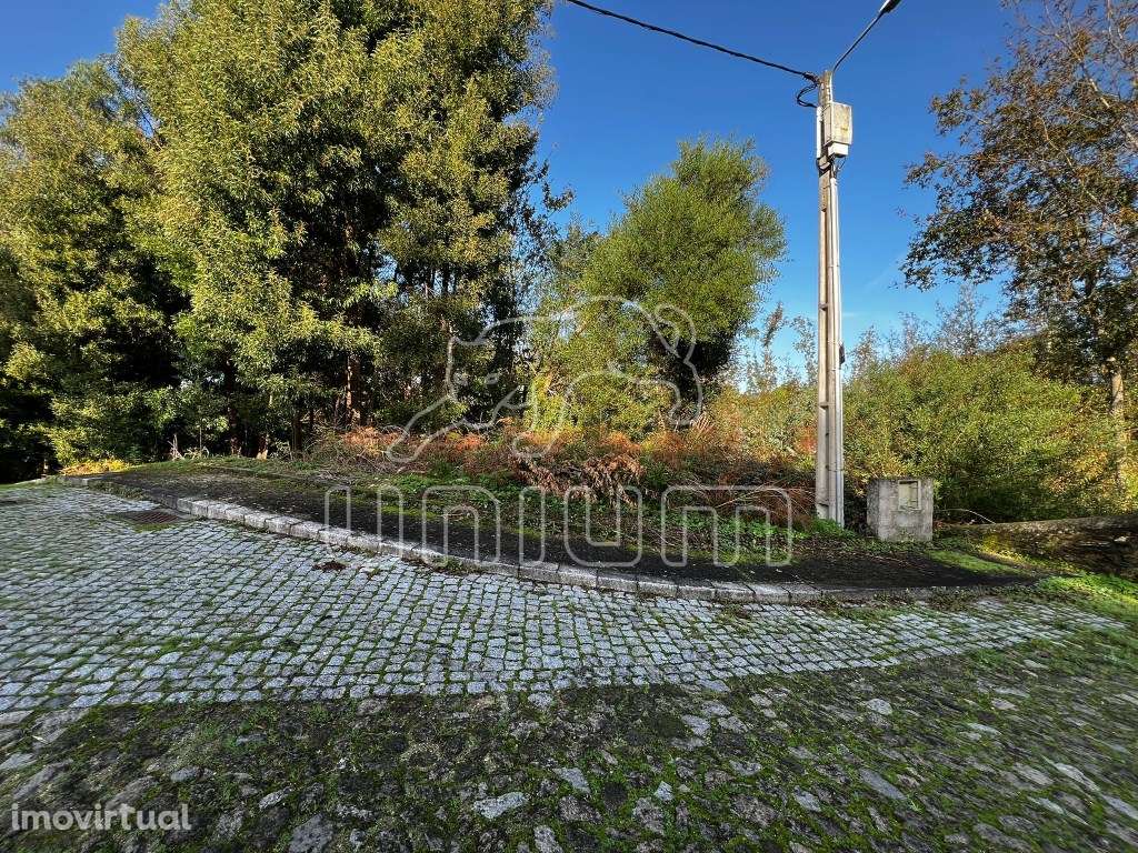 Invista em Qualidade de Vida - Terreno em Local Tranquilo Próximo a... - Grande imagem: 5/9