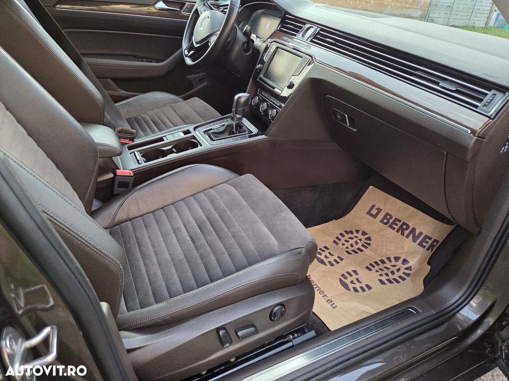 Volkswagen Passat 2.0 TDI DSG 4Motion Highline - 18