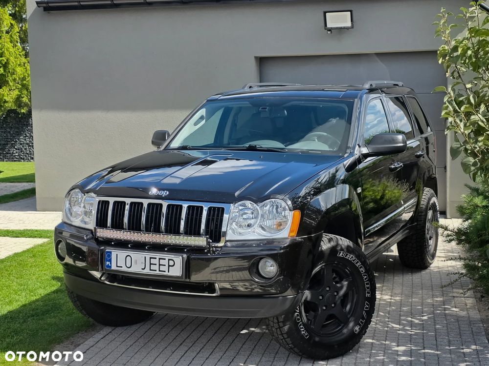 Jeep Grand Cherokee - 21