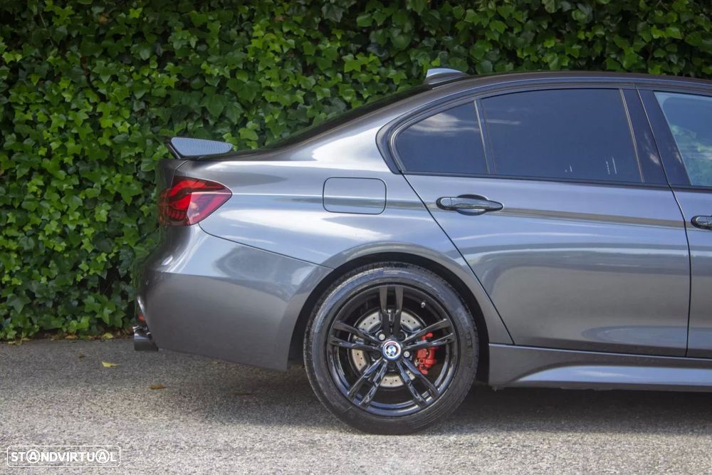 BMW 320 d Auto Pack M - 4