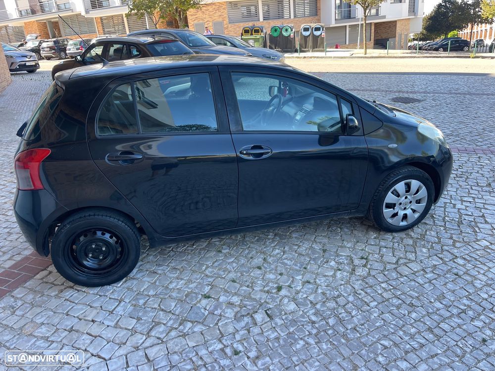 Toyota Yaris 1.0 VVT-i AC Manual - 5