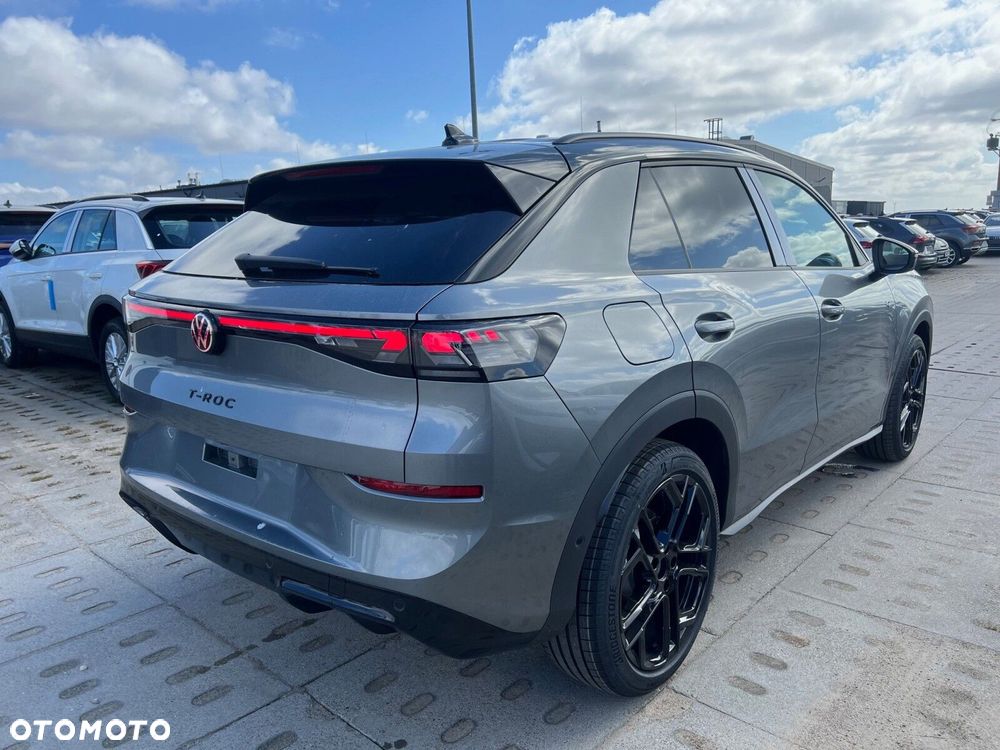 Volkswagen T-Roc - 3