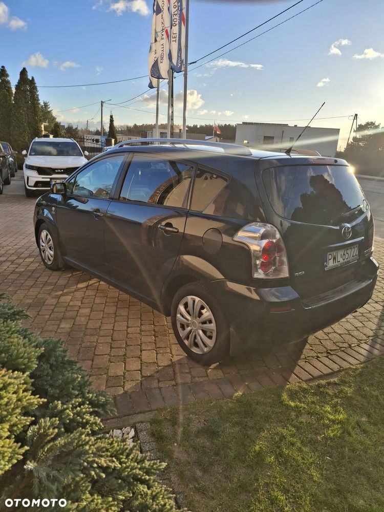 Toyota Corolla Verso - 4