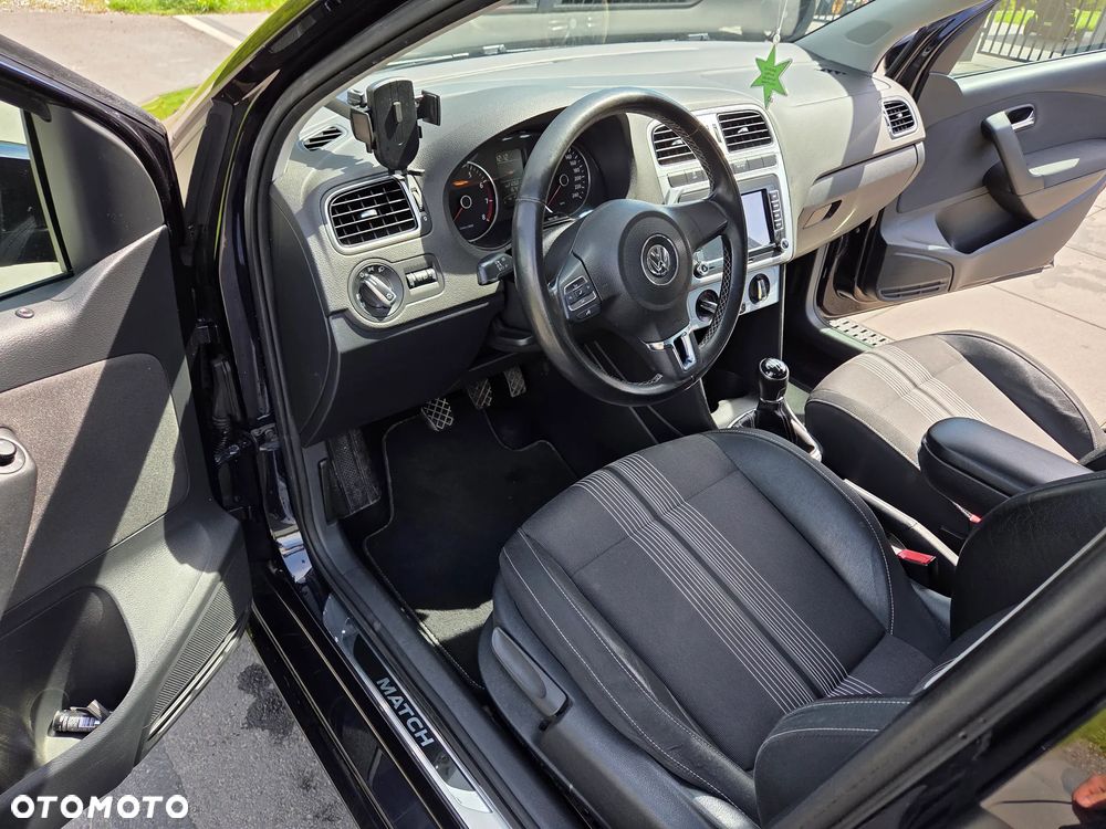 Volkswagen Polo - 12