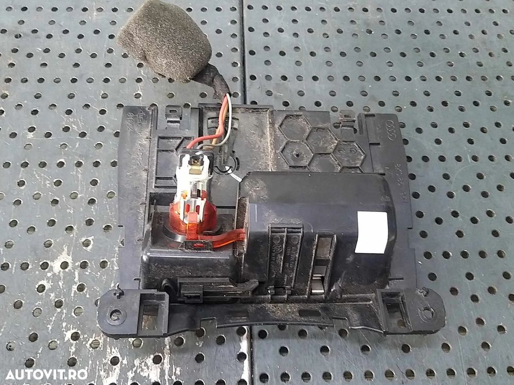 Scrumiera bricheta audi a4 b8 8k 8k0857951 - 2