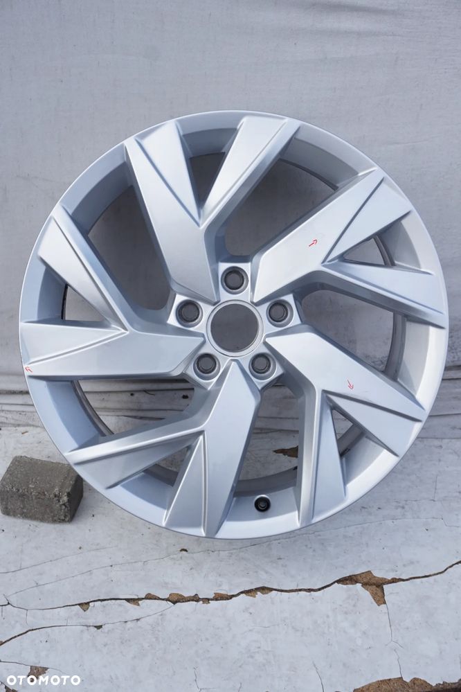Volkswagen 5x112 18 7J et43 5NN601025 P