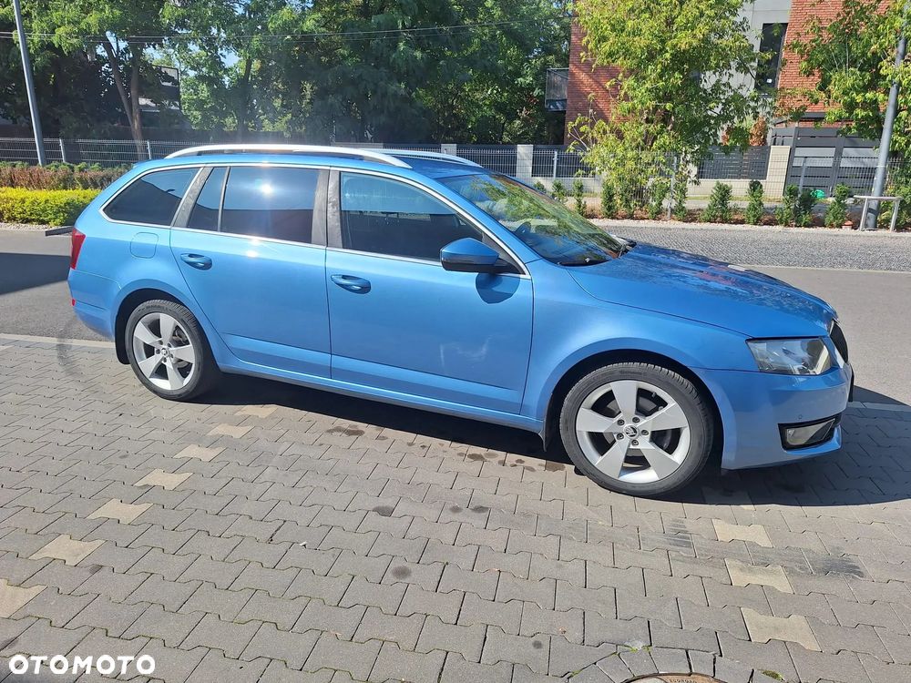 Skoda Octavia 2.0 TDI (Green tec) DSG Style - 4