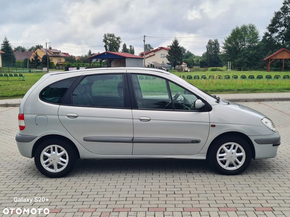 Renault Scenic - 5