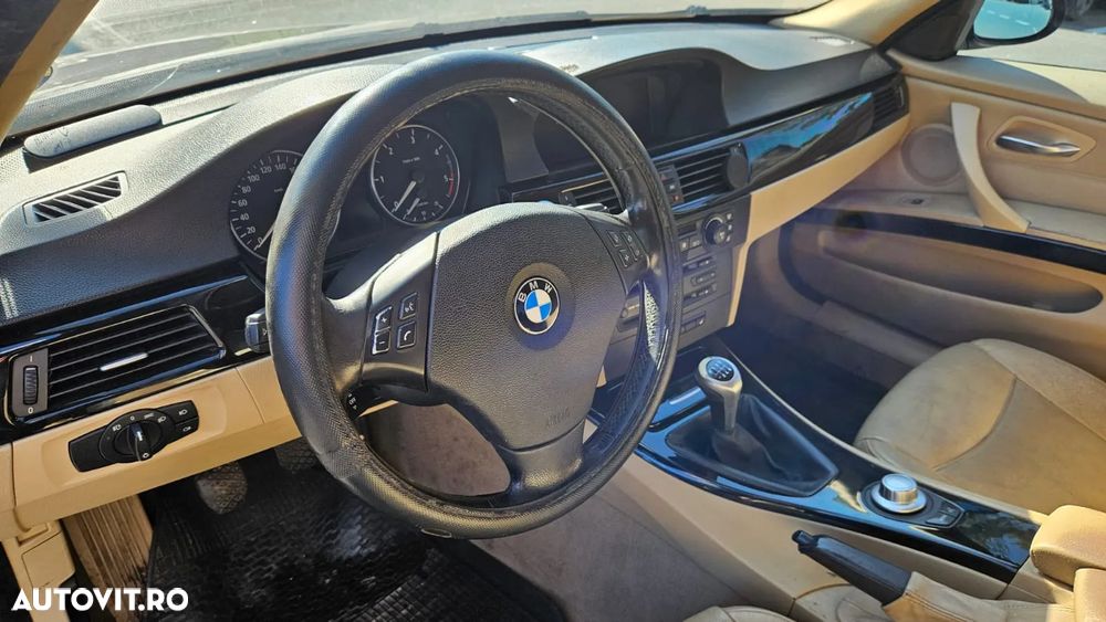 BMW Seria 3 320d - 6